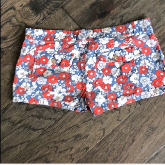 Hollister shorts - Picture 2 of 2